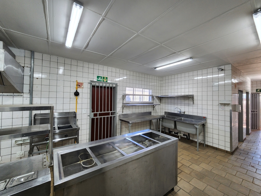 To Let Commercial Property for Rent in Montana Gauteng