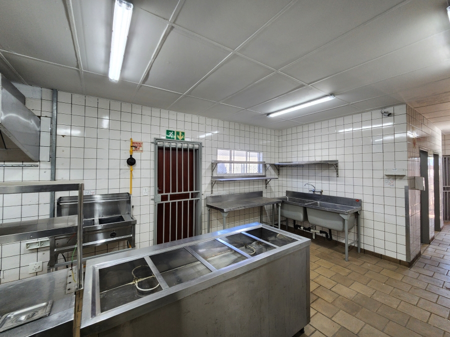 To Let Commercial Property for Rent in Montana Gauteng