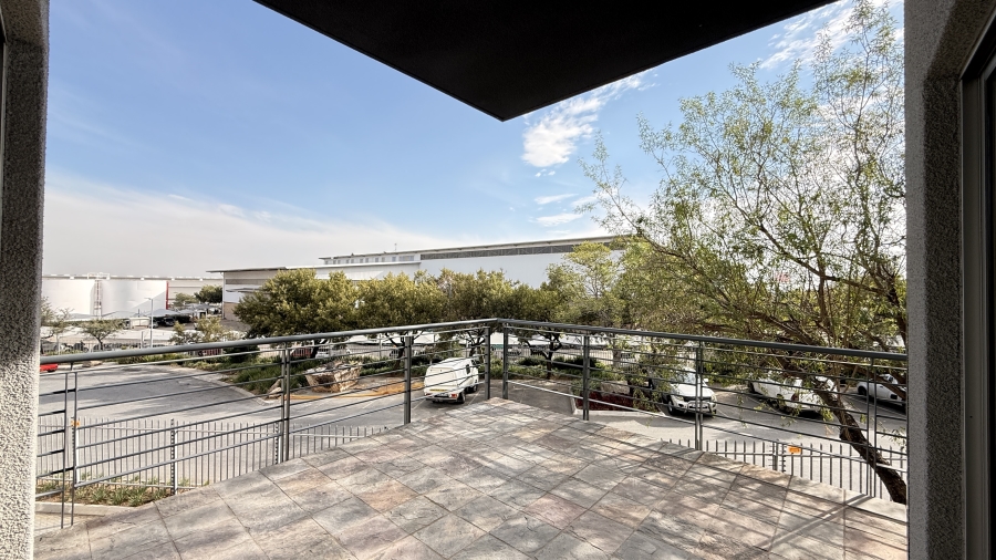 To Let Commercial Property for Rent in Kosmosdal Gauteng