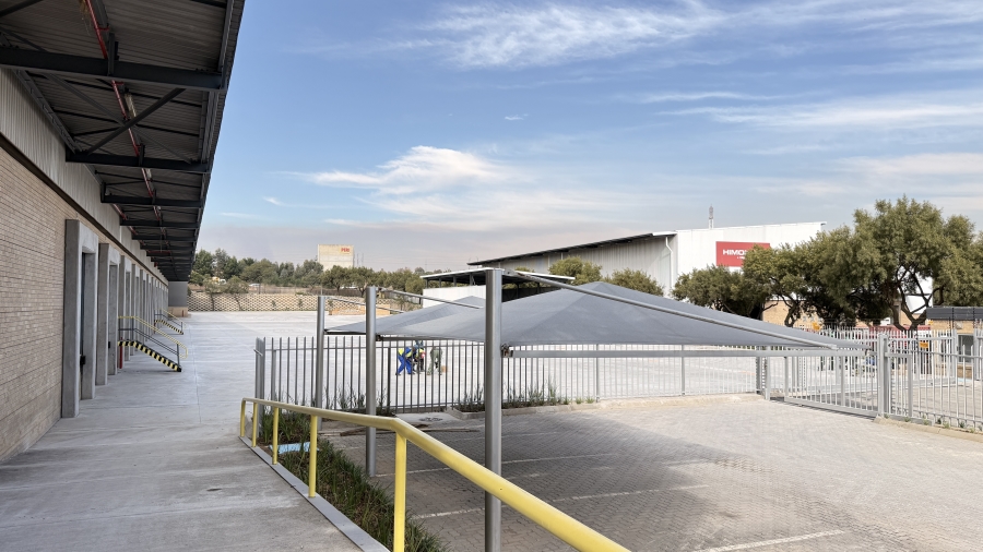 To Let Commercial Property for Rent in Kosmosdal Gauteng