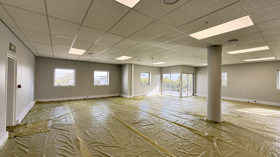 To Let Commercial Property for Rent in Kosmosdal Gauteng
