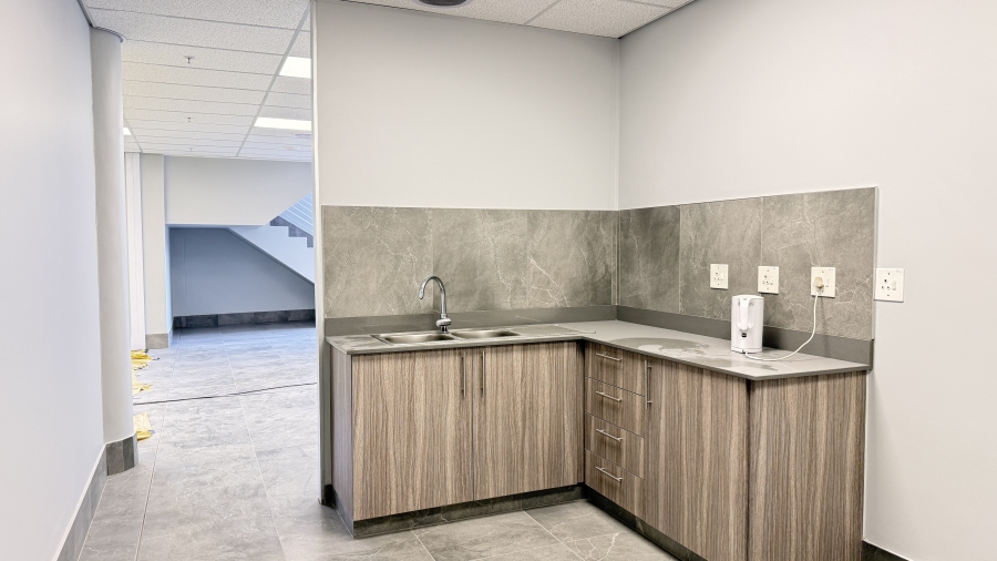 To Let Commercial Property for Rent in Kosmosdal Gauteng