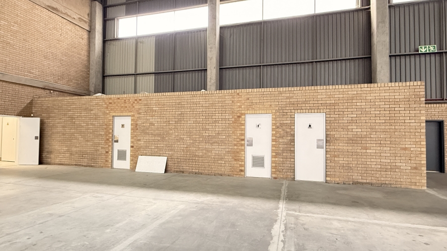 To Let Commercial Property for Rent in Kosmosdal Gauteng