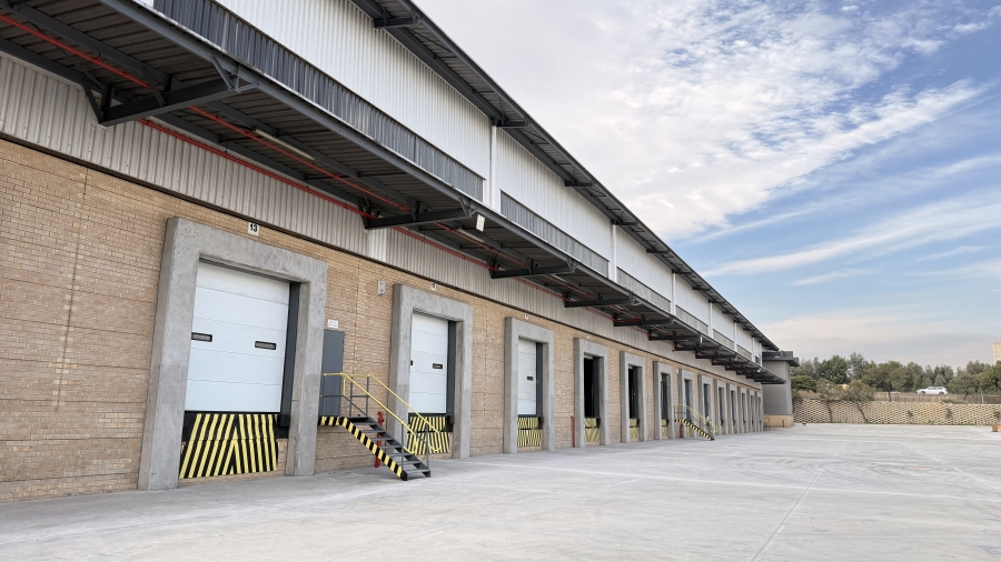 To Let Commercial Property for Rent in Kosmosdal Gauteng