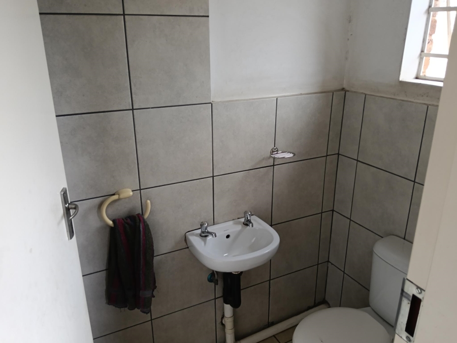 Commercial Property for Sale in Dunswart Gauteng