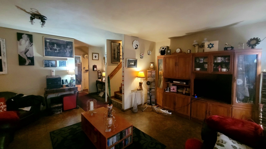 3 Bedroom Property for Sale in Sunnyside Gauteng