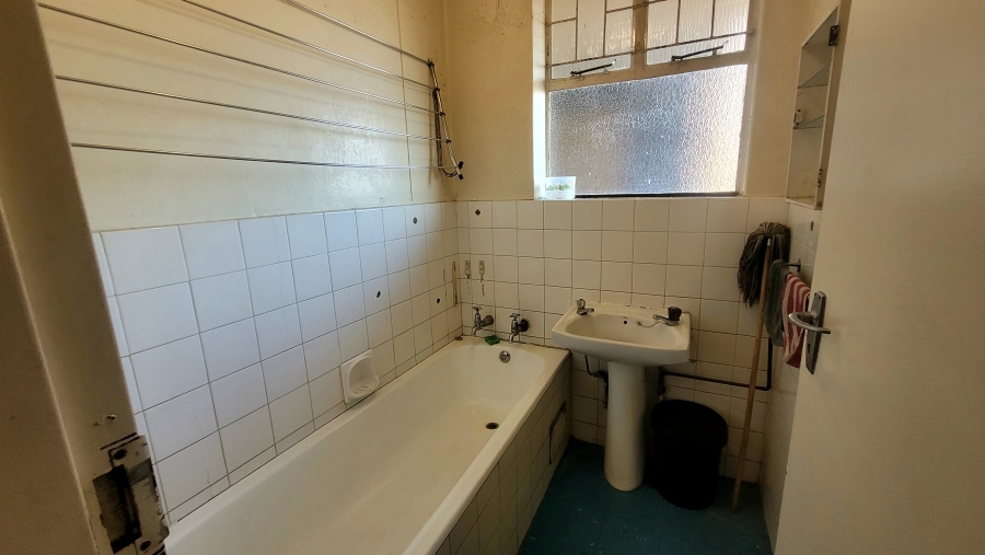 2 Bedroom Property for Sale in Sunnyside Gauteng