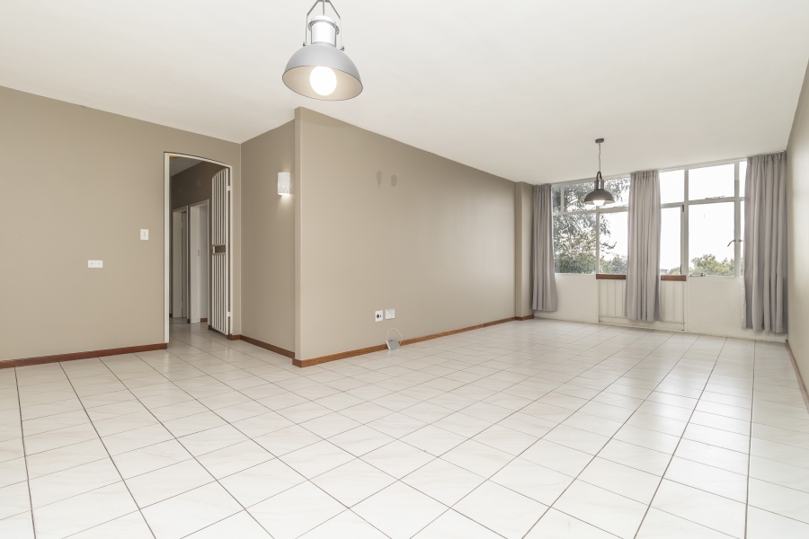 2 Bedroom Property for Sale in Linden Gauteng