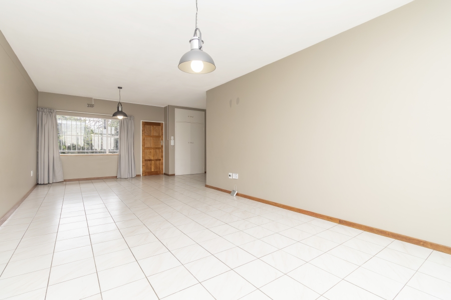 2 Bedroom Property for Sale in Linden Gauteng