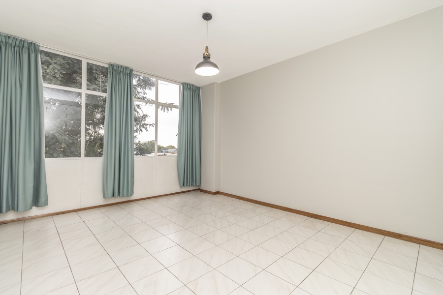 2 Bedroom Property for Sale in Linden Gauteng