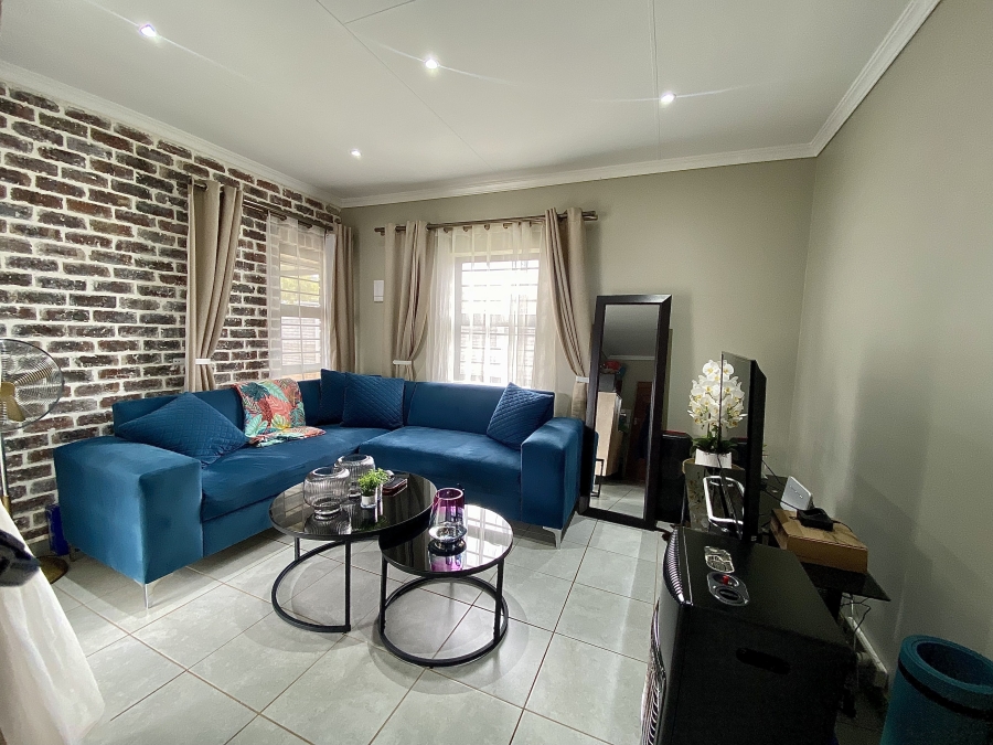 3 Bedroom Property for Sale in Lotus Gardens Gauteng