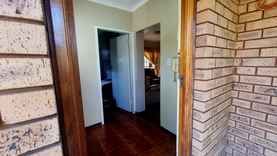 3 Bedroom Property for Sale in Erasmuskloof Gauteng
