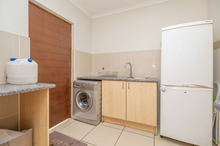 2 Bedroom Property for Sale in North Riding Gauteng