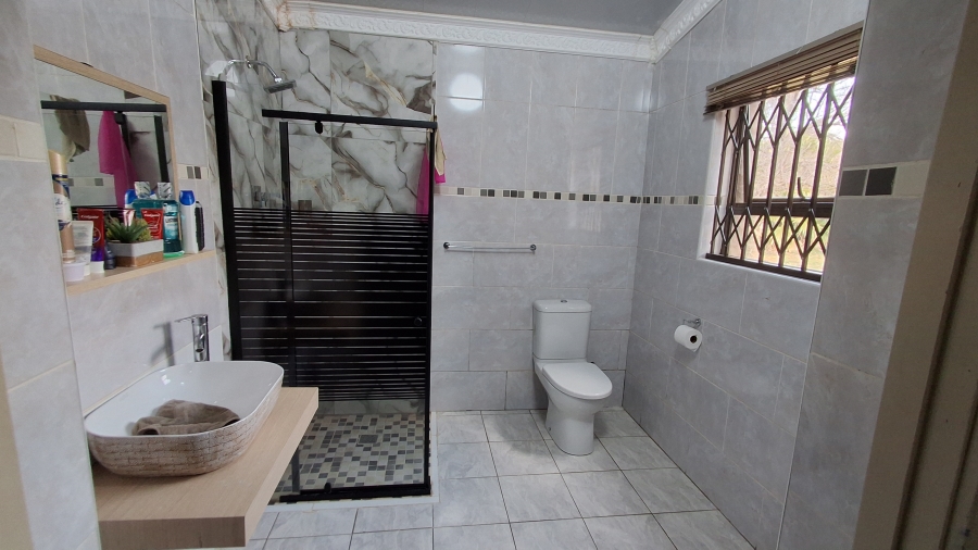 To Let 3 Bedroom Property for Rent in Dunnottar Gauteng