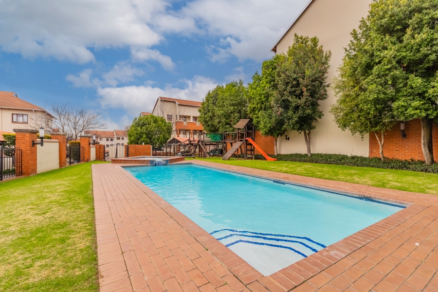 2 Bedroom Property for Sale in Paulshof Gauteng