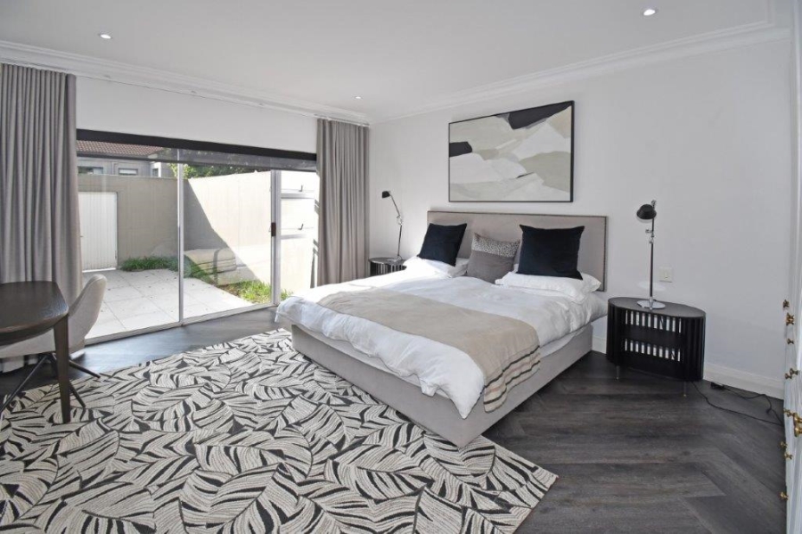 To Let 4 Bedroom Property for Rent in Atholl Gauteng