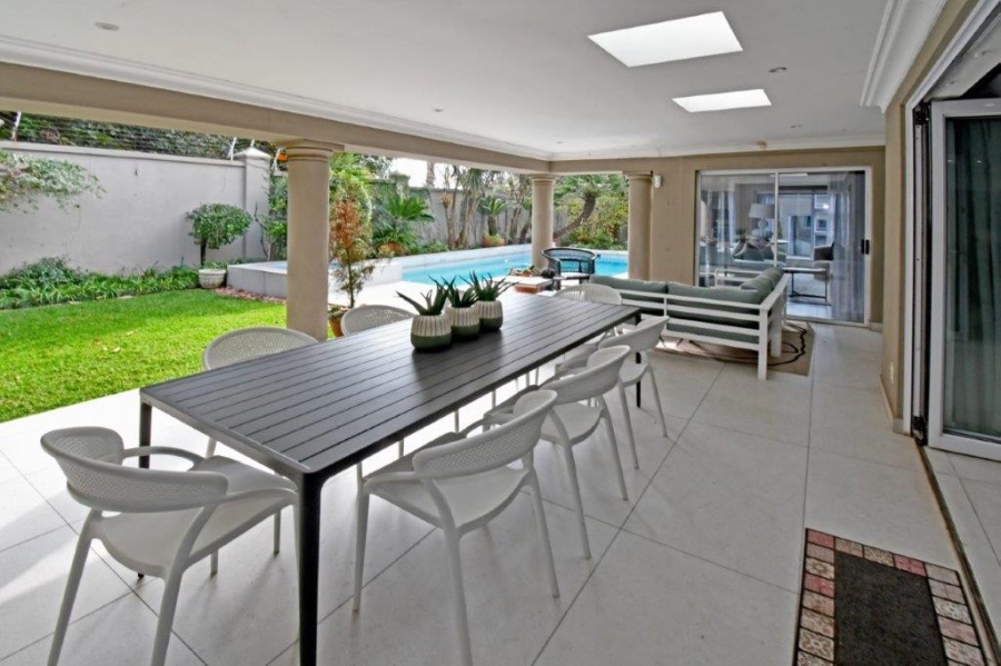 To Let 4 Bedroom Property for Rent in Atholl Gauteng