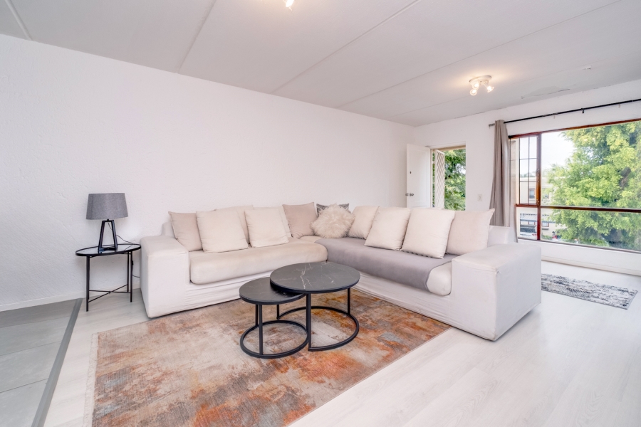 2 Bedroom Property for Sale in Magaliessig Gauteng