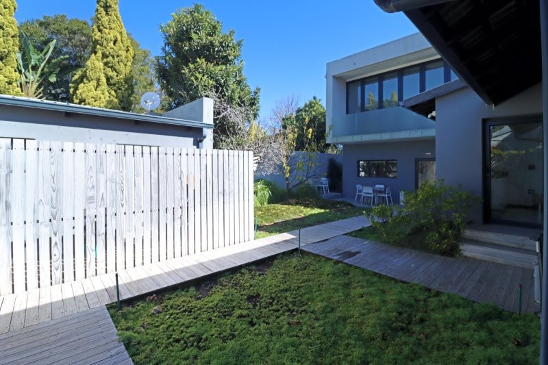 To Let Commercial Property for Rent in Parkmore Gauteng