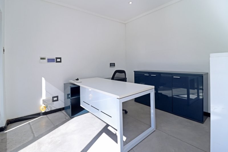 To Let Commercial Property for Rent in Parkmore Gauteng