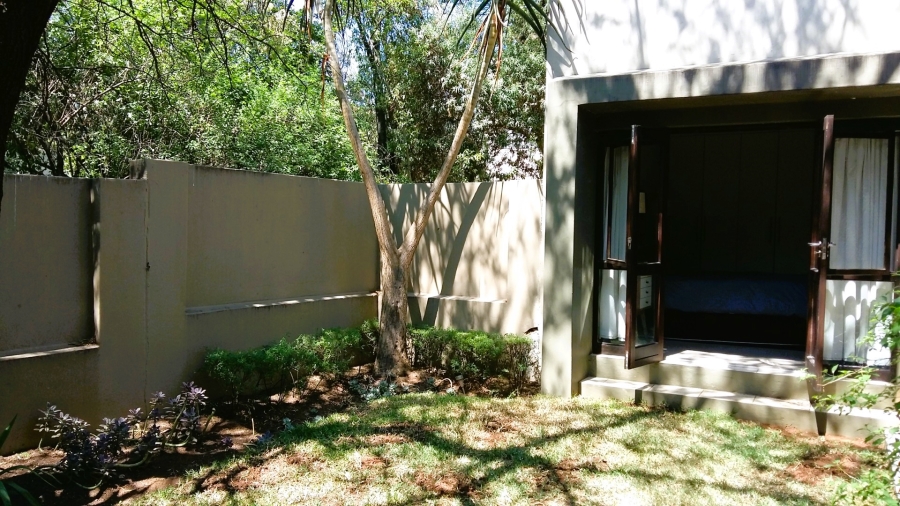 1 Bedroom Property for Sale in Fourways Gauteng