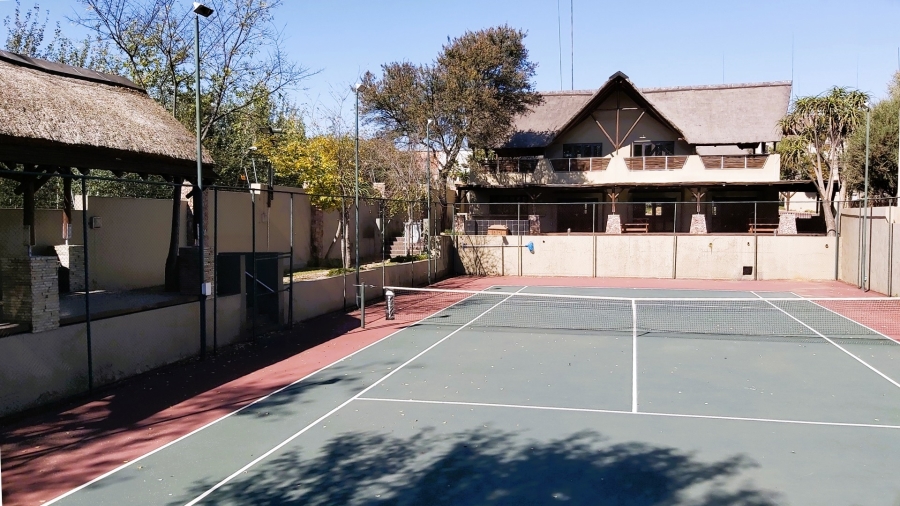 1 Bedroom Property for Sale in Fourways Gauteng
