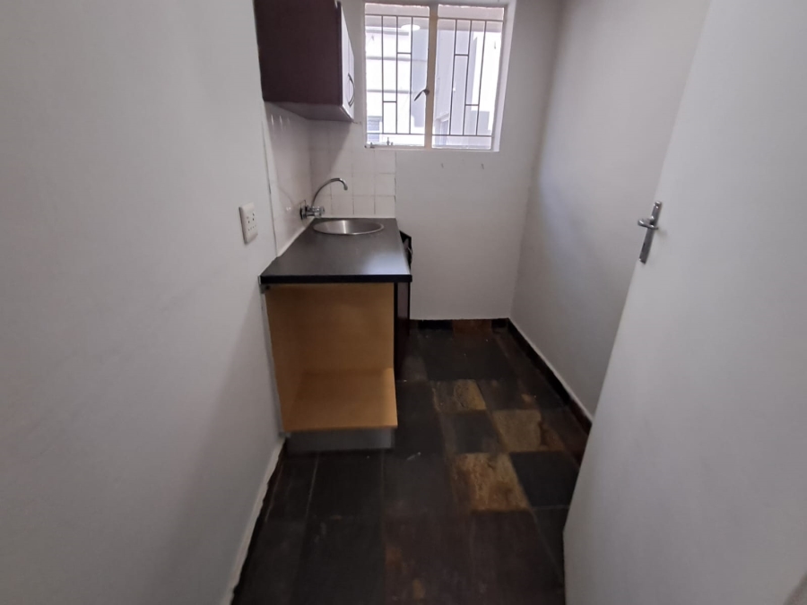 To Let Commercial Property for Rent in Three Rivers Proper Gauteng