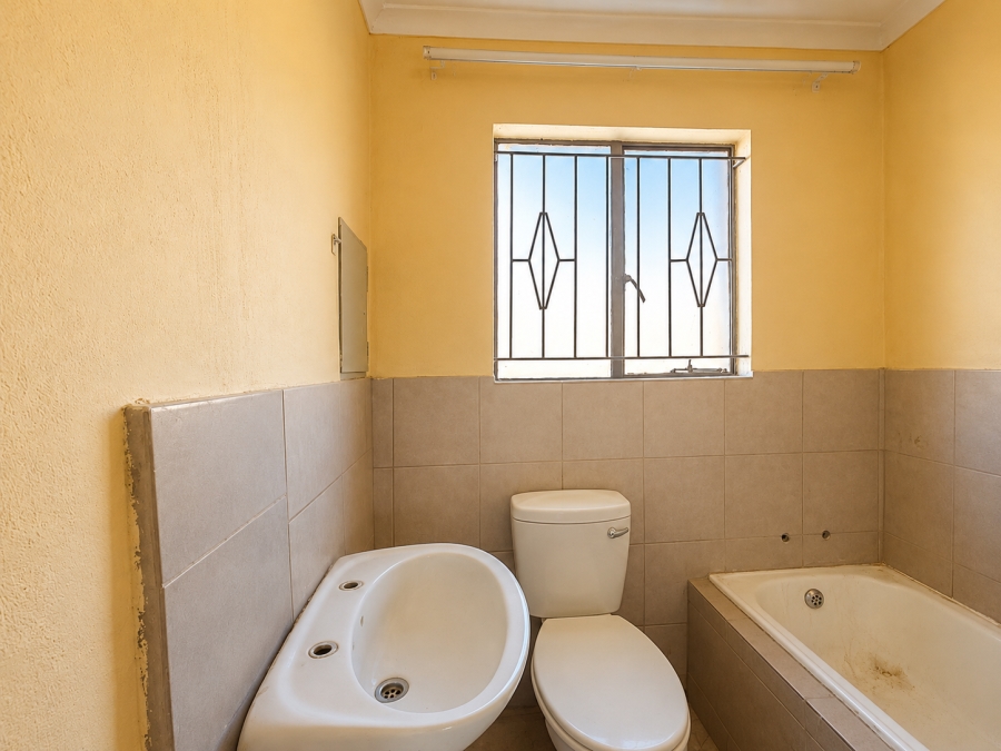 3 Bedroom Property for Sale in Bedworth Park Gauteng
