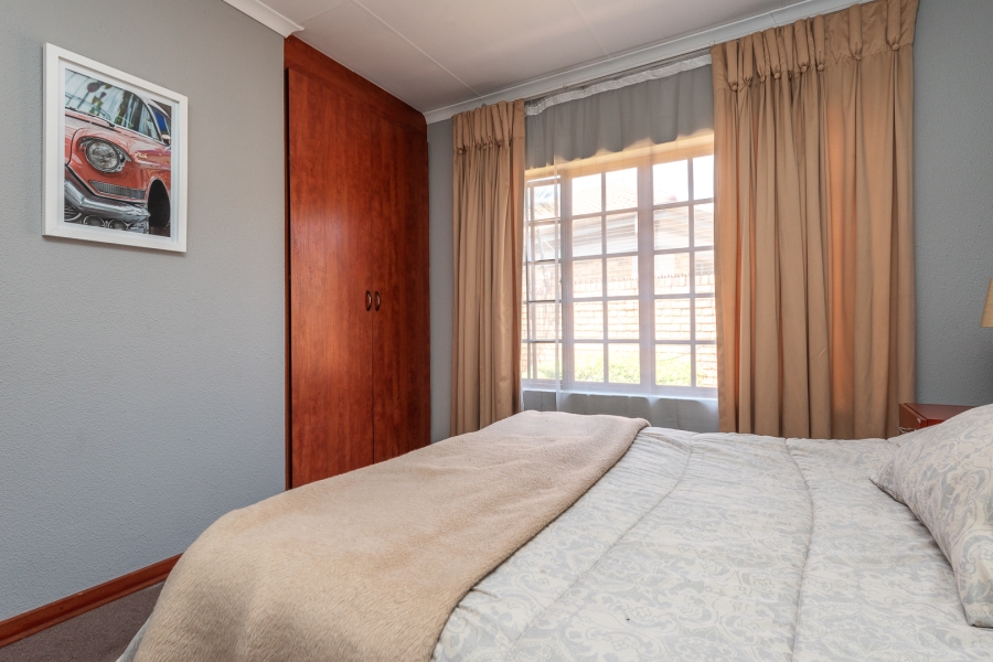 To Let 3 Bedroom Property for Rent in New Market Gauteng