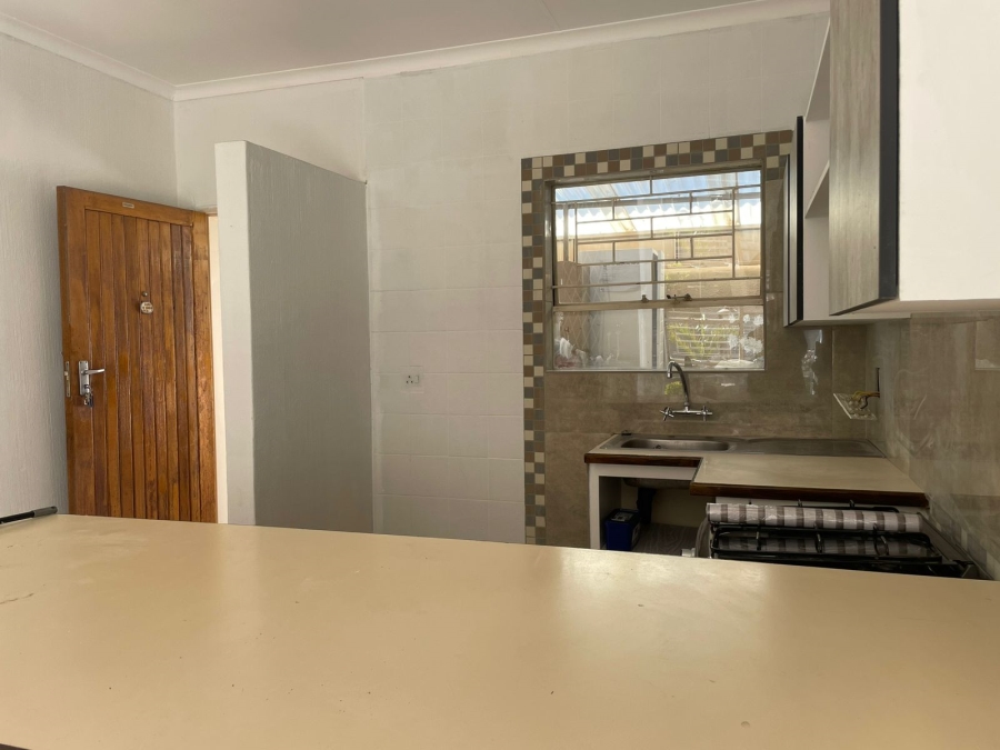 2 Bedroom Property for Sale in Birchleigh North Gauteng