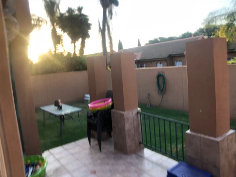 4 Bedroom Property for Sale in Glen Marais Gauteng