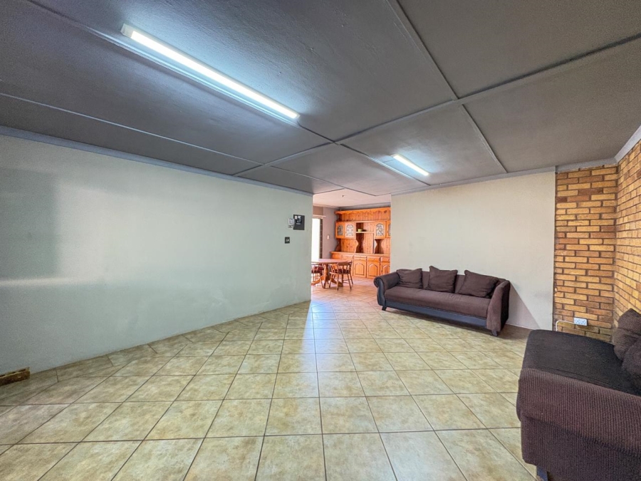 1 Bedroom Property for Sale in Brakpan Central Gauteng