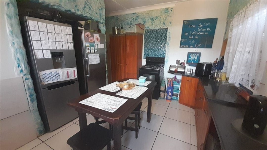 3 Bedroom Property for Sale in Rhodesfield Gauteng