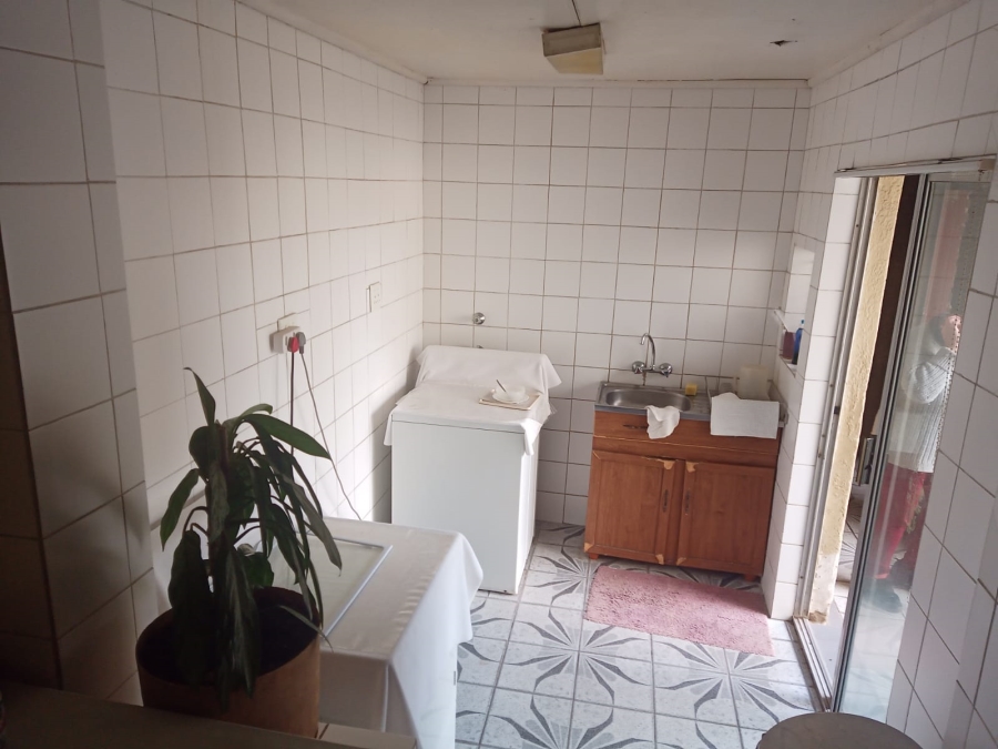 9 Bedroom Property for Sale in Kempton Park West Gauteng