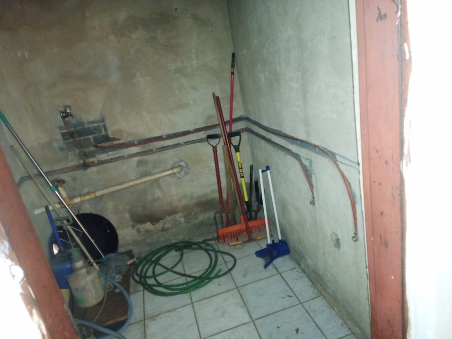 9 Bedroom Property for Sale in Kempton Park West Gauteng