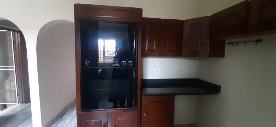 3 Bedroom Property for Sale in Birchleigh Gauteng