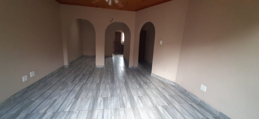 3 Bedroom Property for Sale in Birchleigh Gauteng