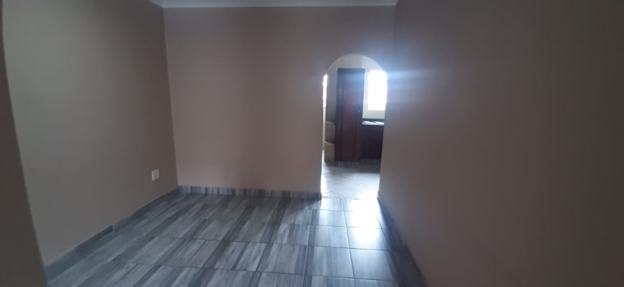 3 Bedroom Property for Sale in Birchleigh Gauteng