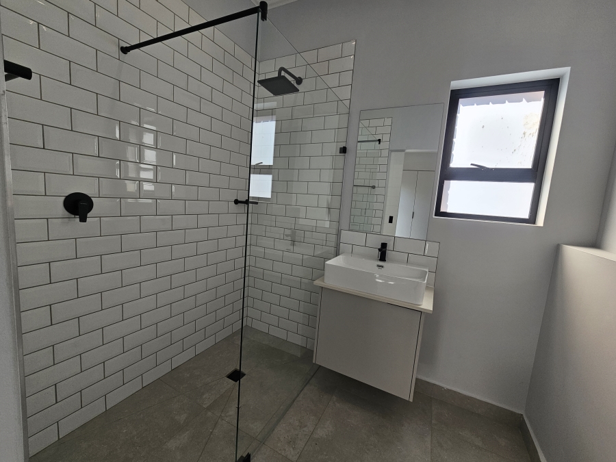 To Let 3 Bedroom Property for Rent in Bryanston Gauteng