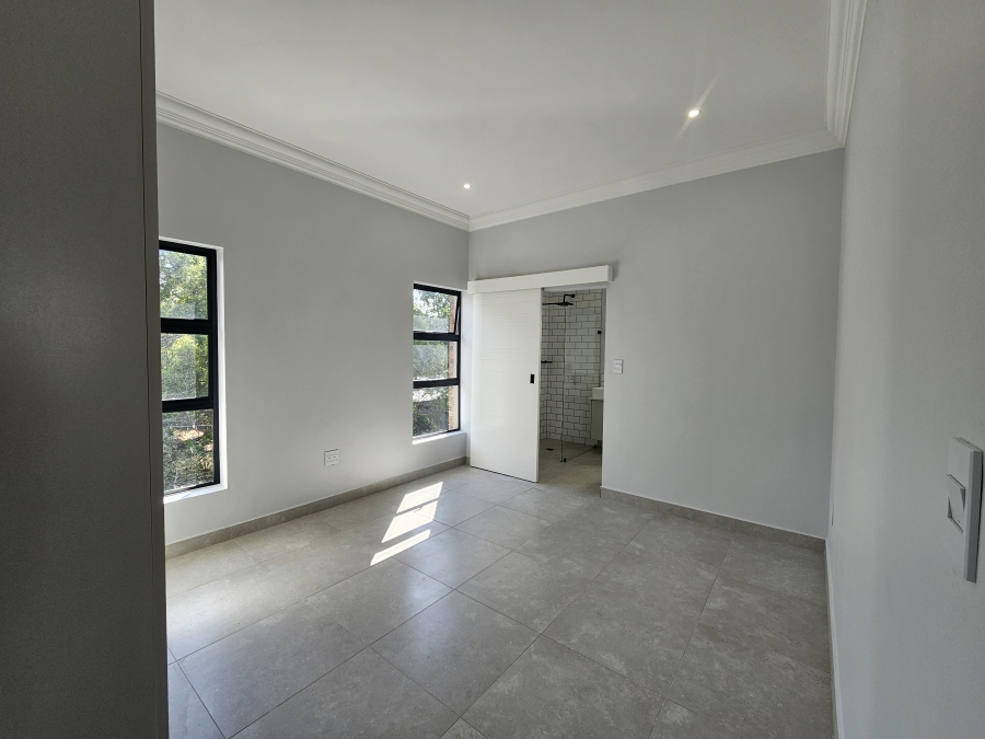 To Let 3 Bedroom Property for Rent in Bryanston Gauteng