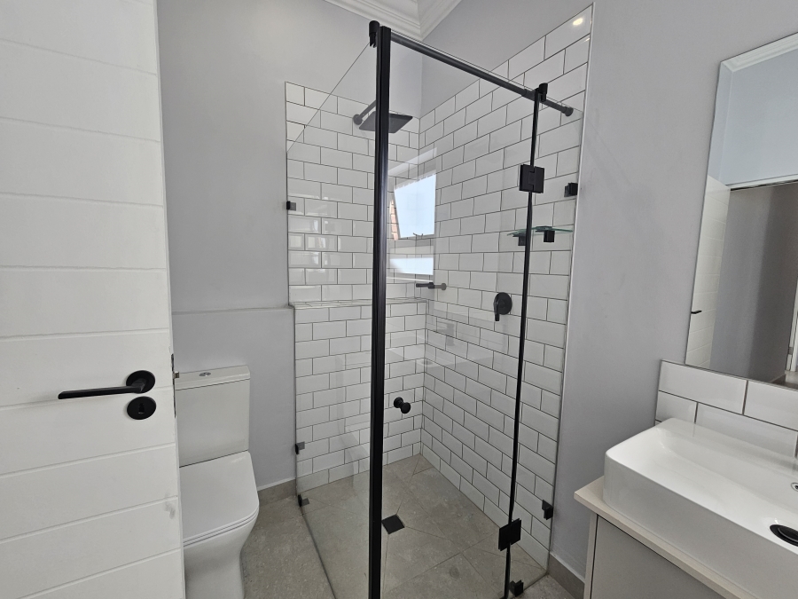 To Let 3 Bedroom Property for Rent in Bryanston Gauteng