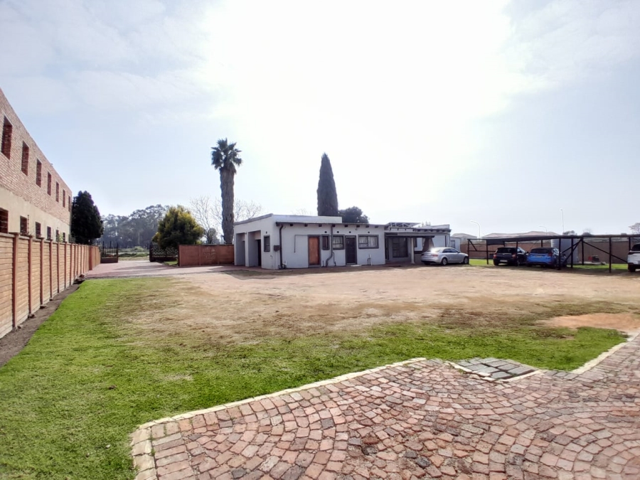 3 Bedroom Property for Sale in Bedworth Park Gauteng