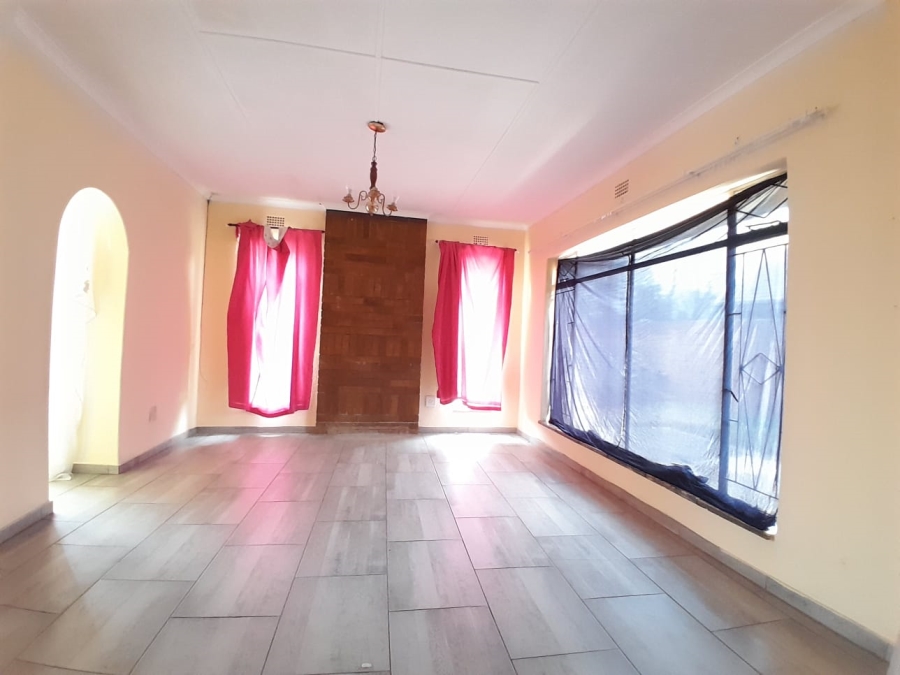 3 Bedroom Property for Sale in Sonland Park Gauteng