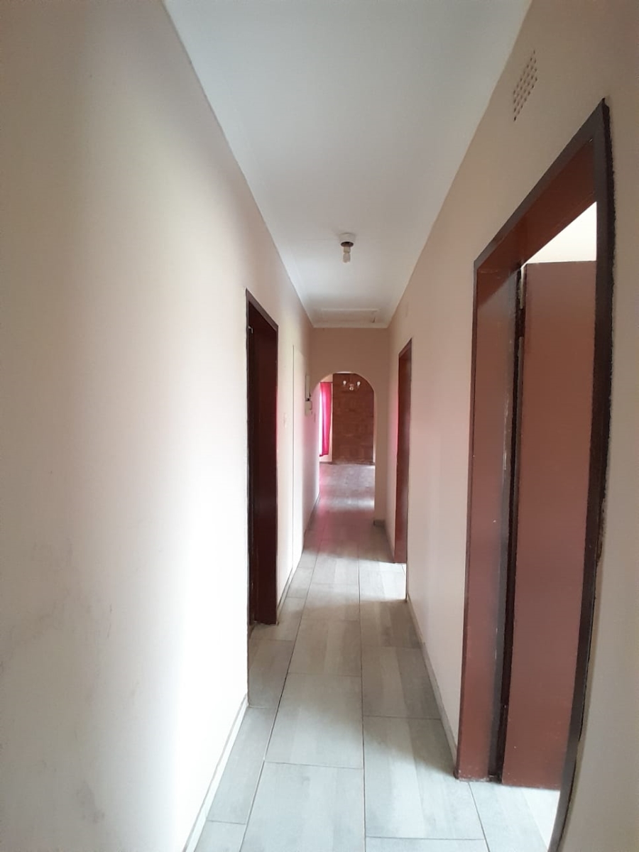 3 Bedroom Property for Sale in Sonland Park Gauteng