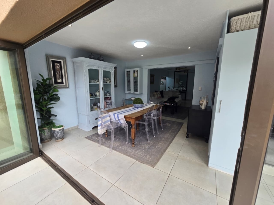 2 Bedroom Property for Sale in Peacehaven Gauteng