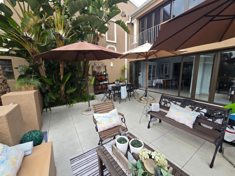 2 Bedroom Property for Sale in Peacehaven Gauteng