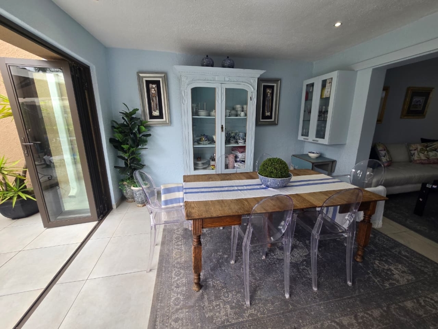 2 Bedroom Property for Sale in Peacehaven Gauteng