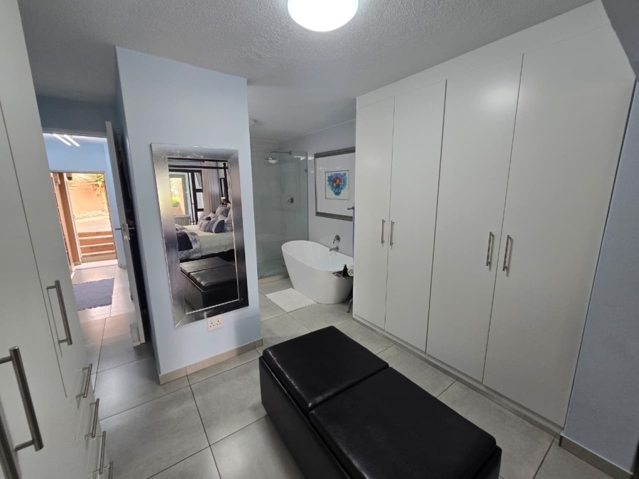 2 Bedroom Property for Sale in Peacehaven Gauteng