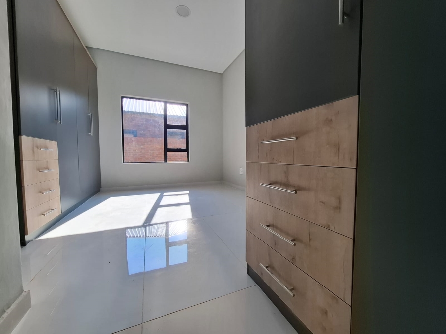 3 Bedroom Property for Sale in Annlin Gauteng
