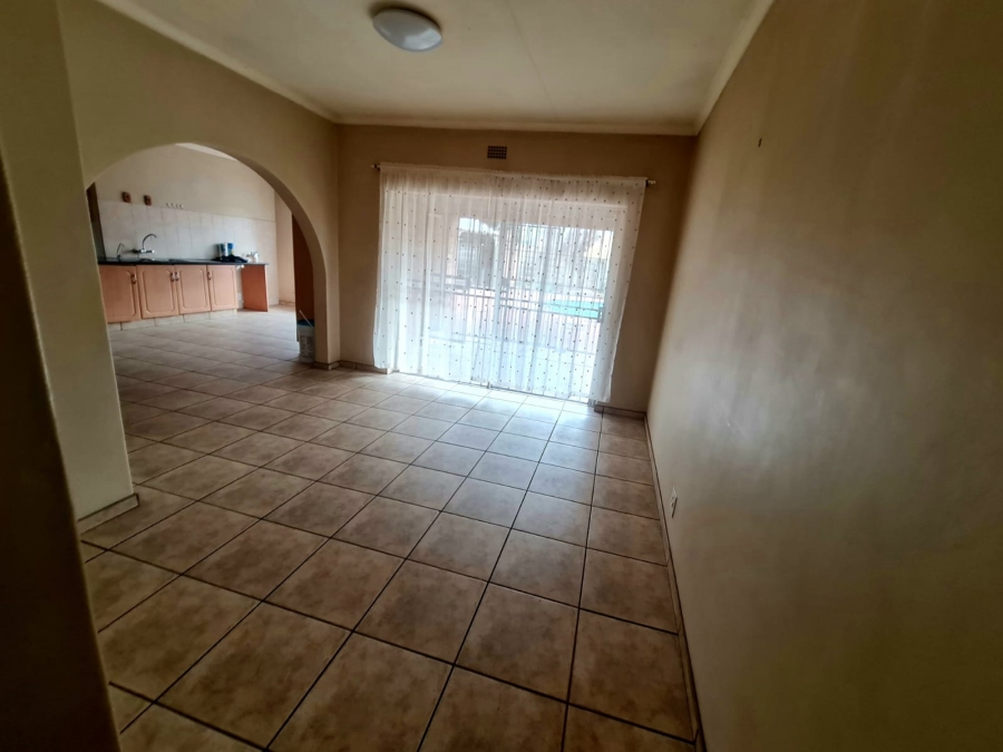 3 Bedroom Property for Sale in Vanderbijlpark SE 6 Gauteng